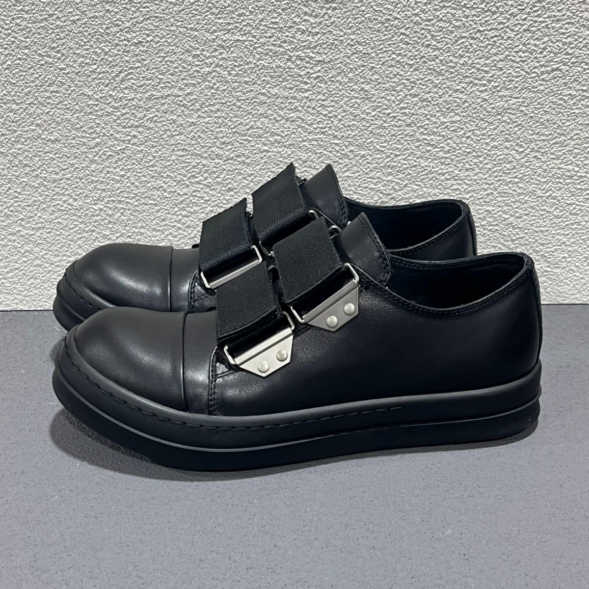 26SS New Ro Luxury Low Top Sne - đánh giá và giá Men Shoes Velcro