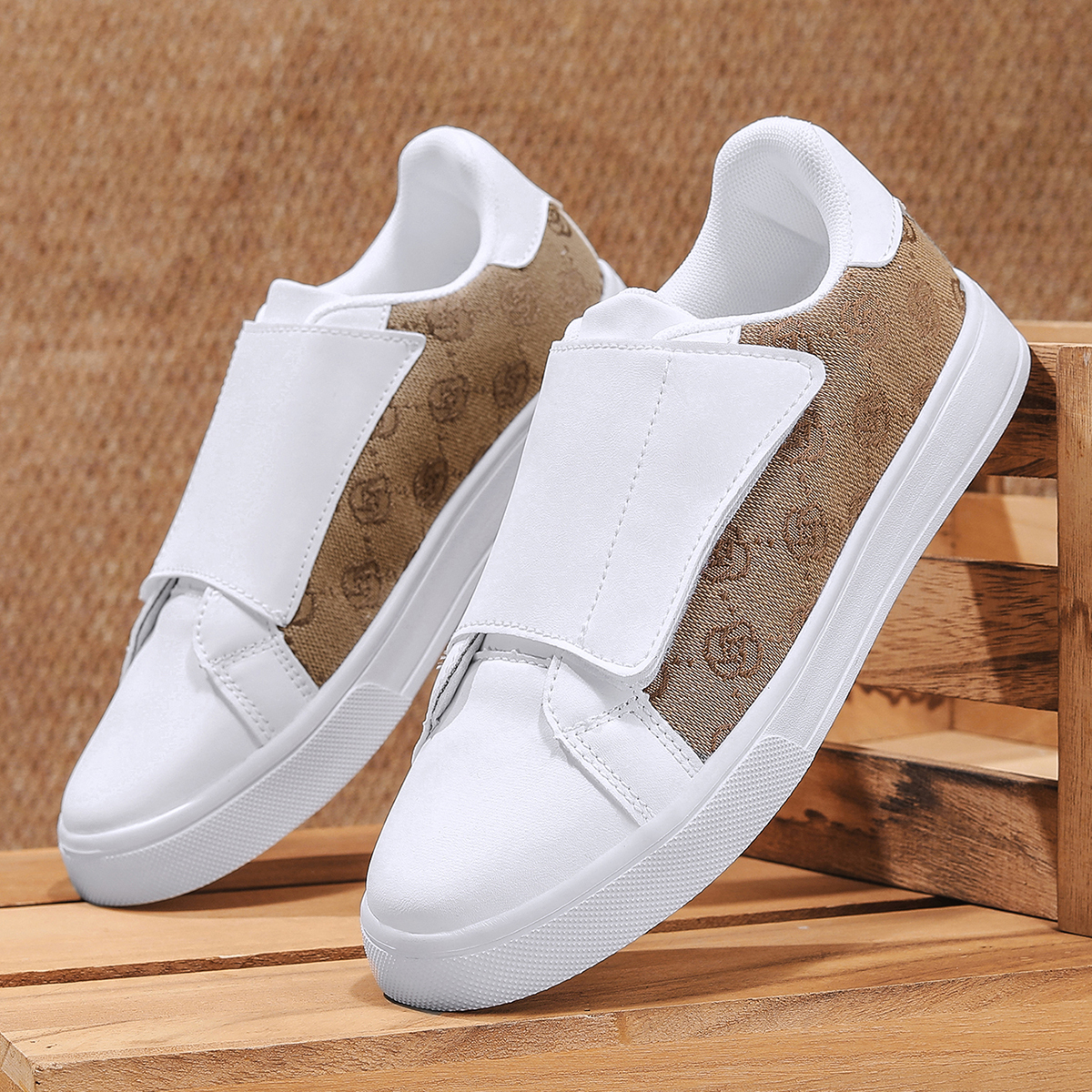 2026 New Men's Vintage Print V - đánh giá và giá Men Shoes Velcro